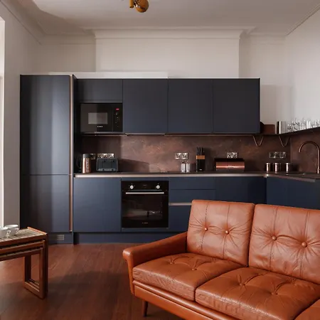 Chelsea House Apartment Falmouth