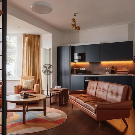 Chelsea House Lejlighed
