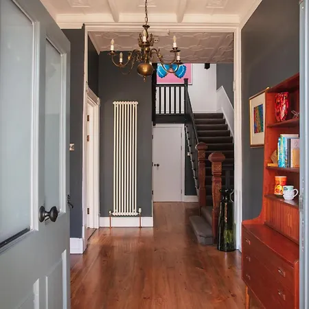 Chelsea House